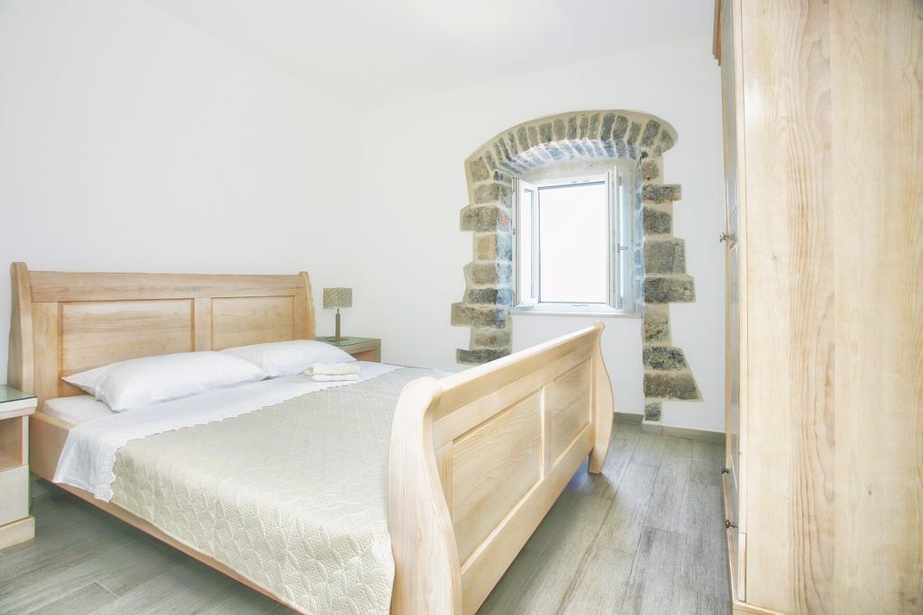 Apartments Barizon Луштиця Екстер'єр фото