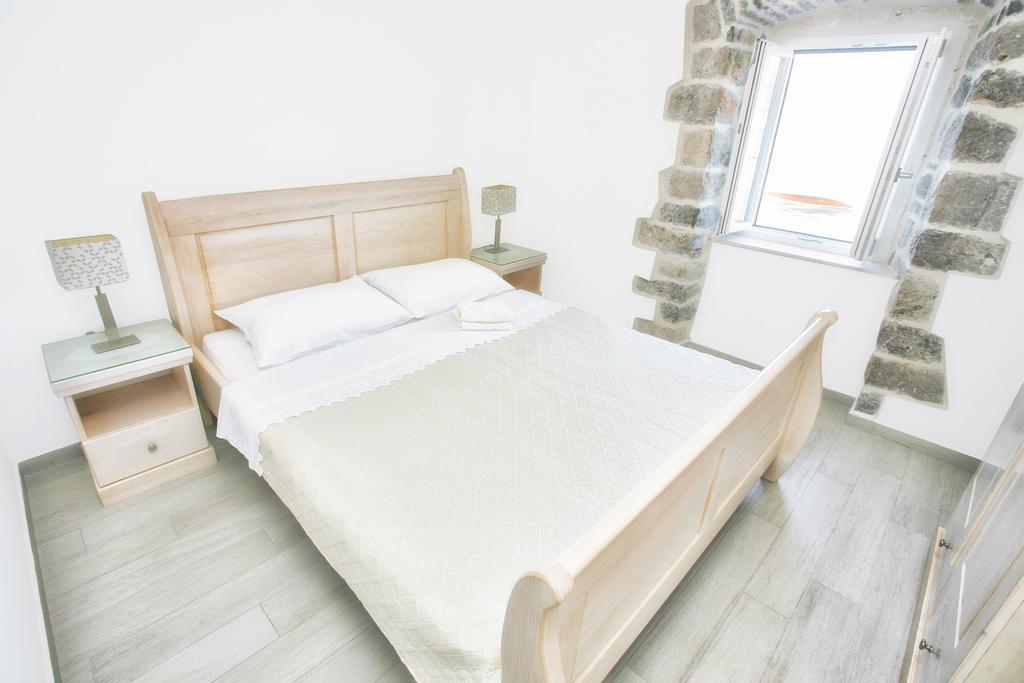 Apartments Barizon Луштиця Екстер'єр фото